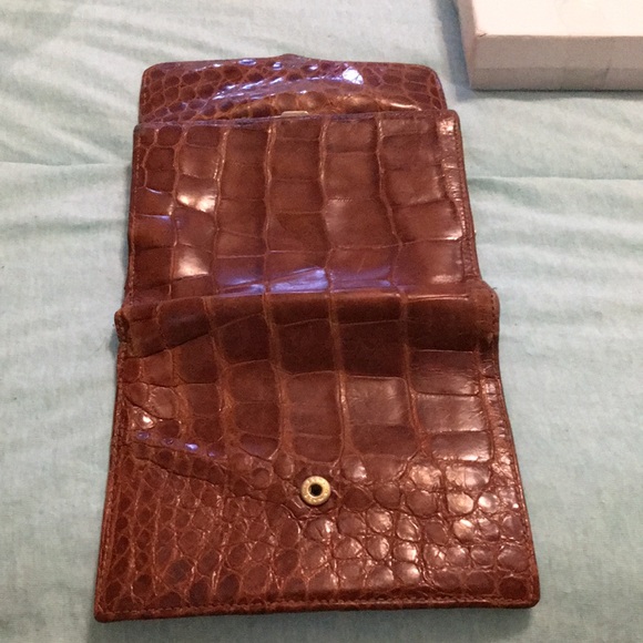 Lana Marks alligator wallet - Picture 7 of 8